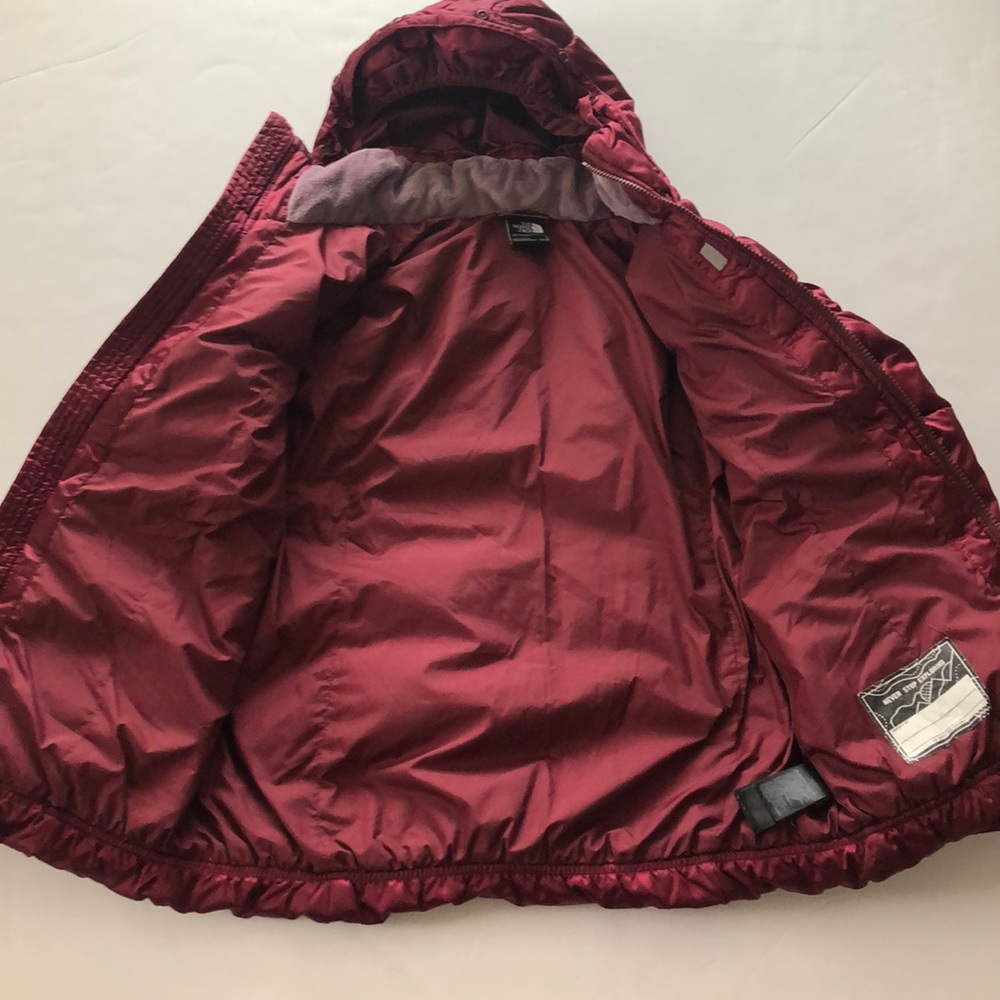 The North Face Jacket (girls) - Picture 8 of 8